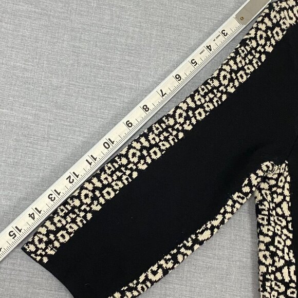 Gabby Skye Sweater Dress Sz Medium Knee Length Half Sleeve Black / Leopard Print - Picture 8 of 11